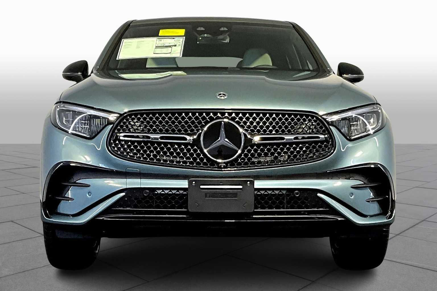 2026 Mercedes Benz GLC 300 4MATIC photo 2