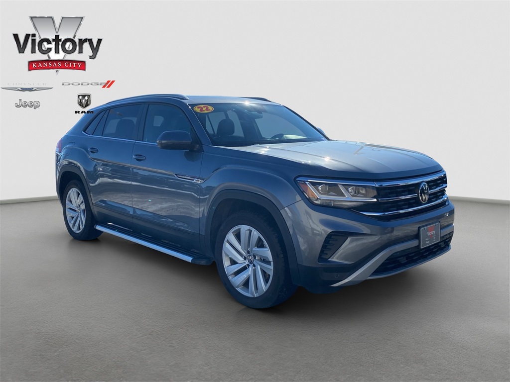 2022 Volkswagen Atlas Cross Sport SE w/Tech