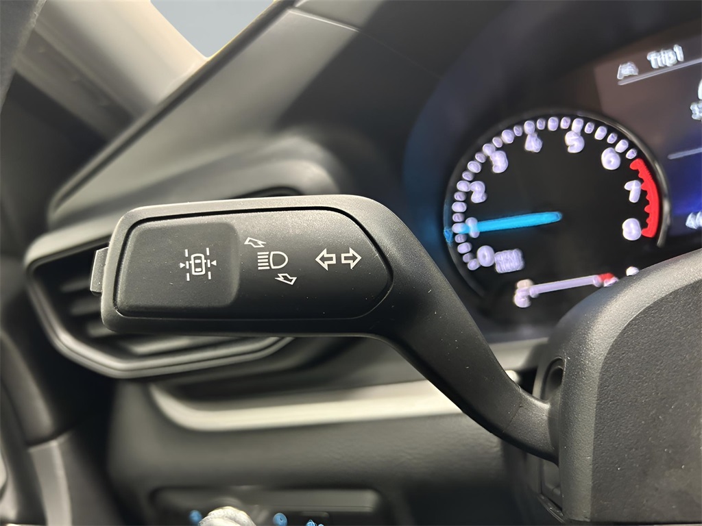 2021 Ford Explorer XLT photo 13
