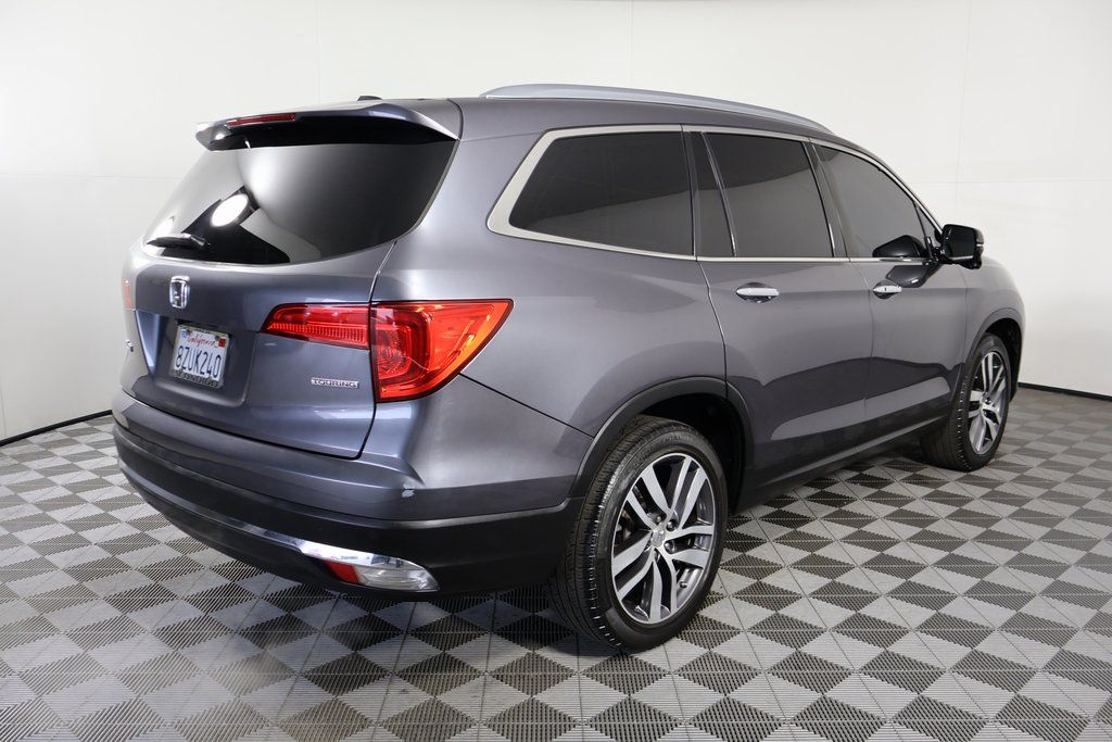 2016 Honda Pilot Touring photo 4