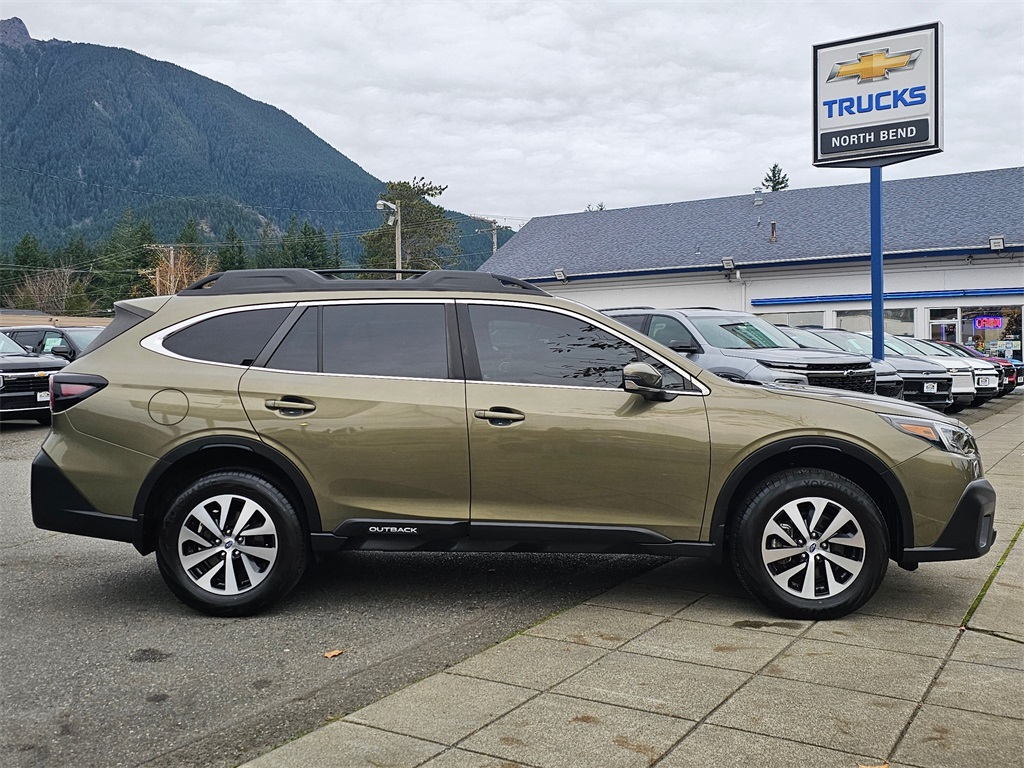 2020 Subaru Outback Premium photo 3