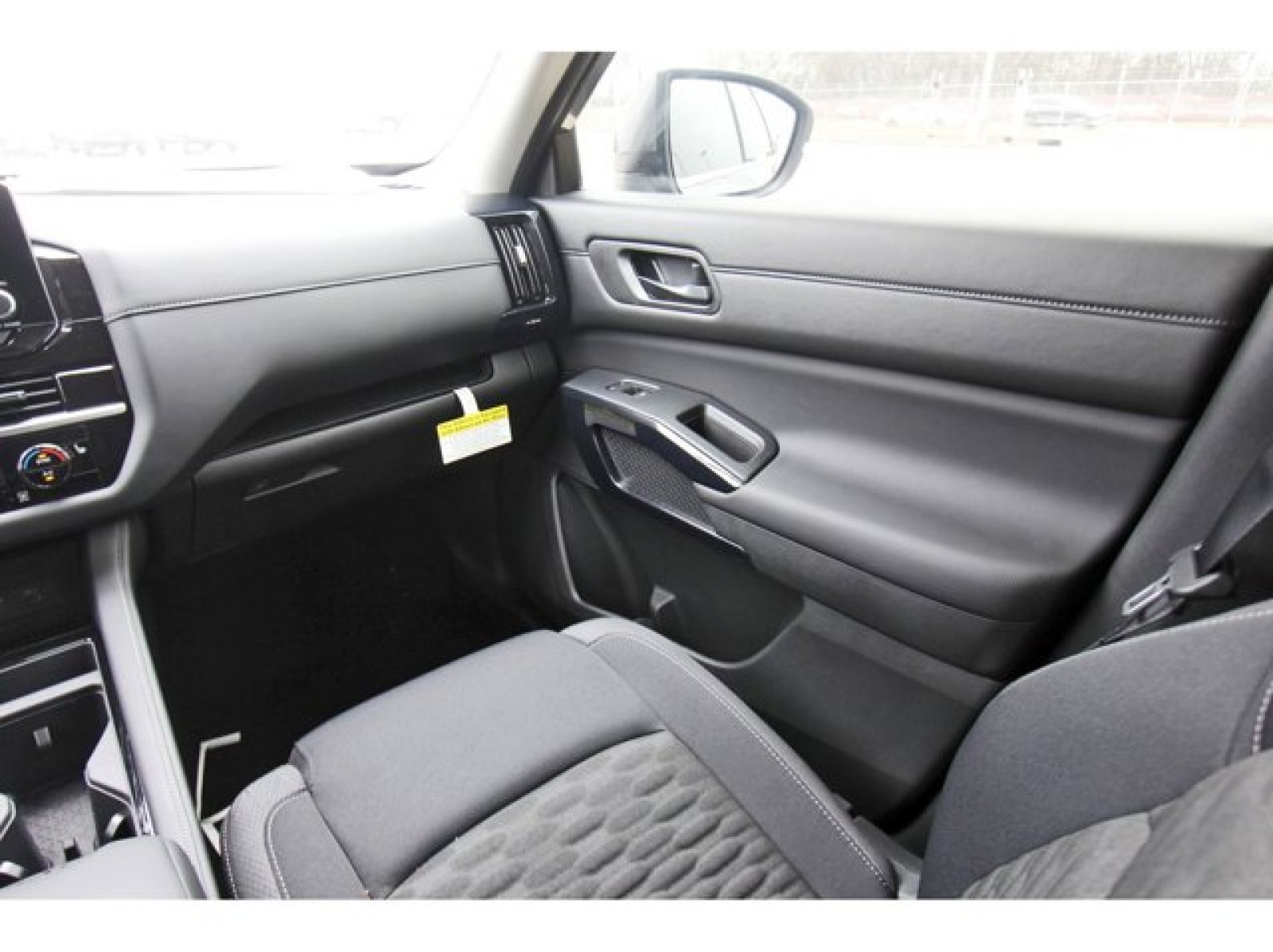 2025 Nissan Pathfinder SV Black at Robbins Nissan