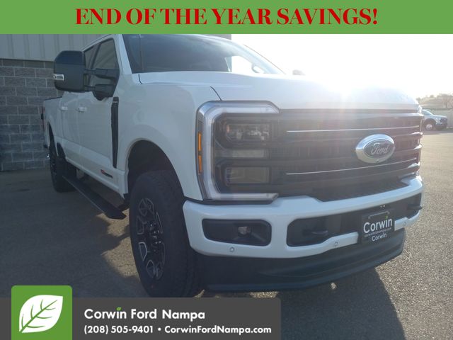 2026 Ford F-350 Super Duty Platinum's photo