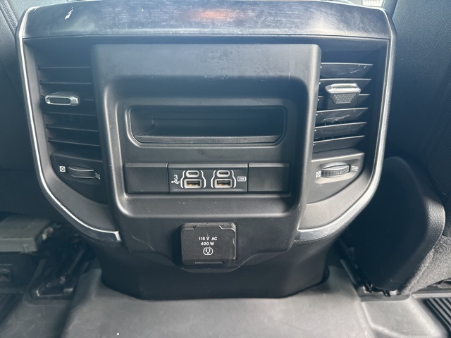 2019 Ram 1500 Big Horn Lone Star photo 3