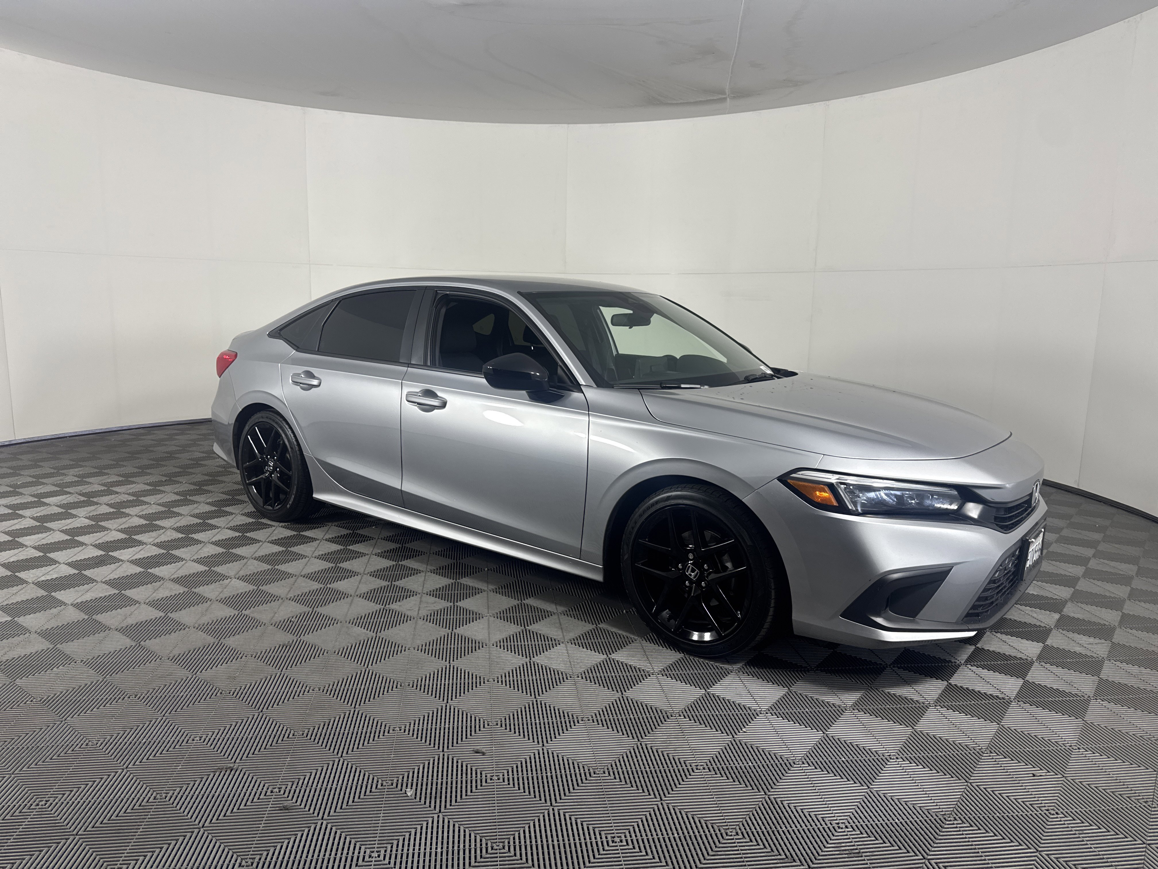 2023 Honda Civic Sport's photo