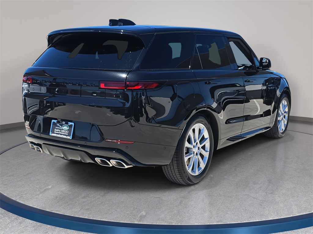 2025 Land Rover Range Rover Sport SE photo 3