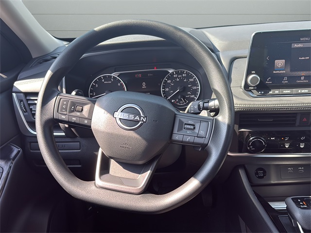 2026 Nissan Rogue S photo 10