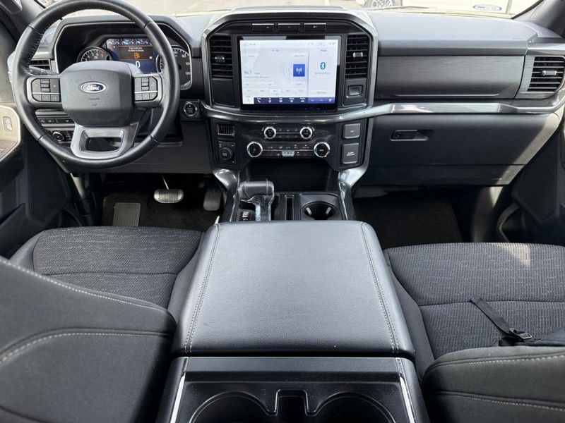 2022 Ford F-150 XLT photo 11