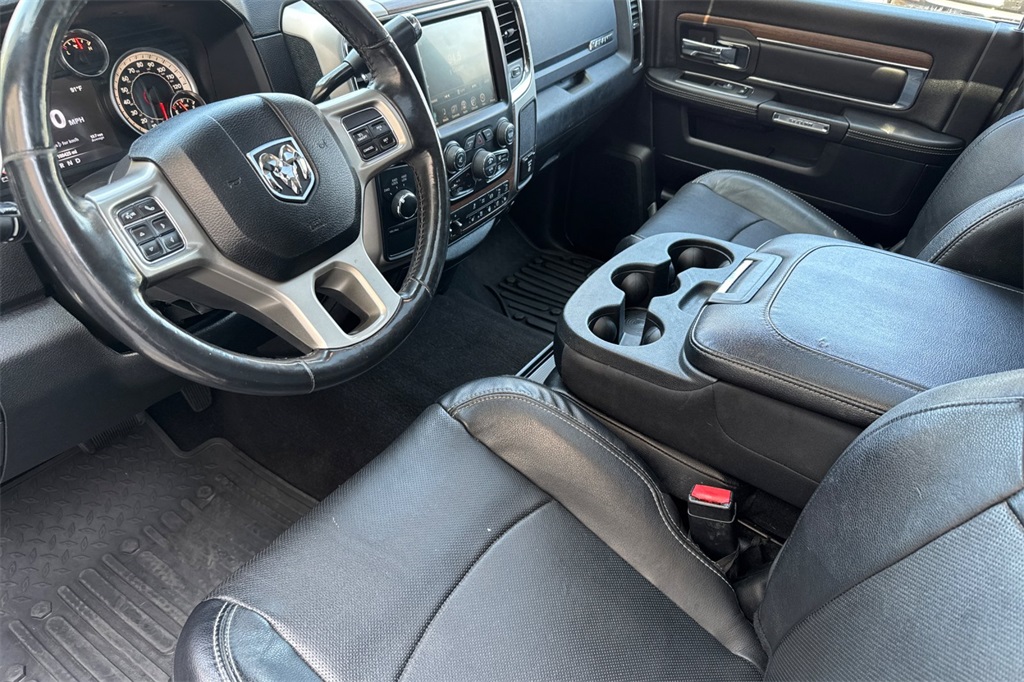 2017 Ram 3500 Laramie photo 10