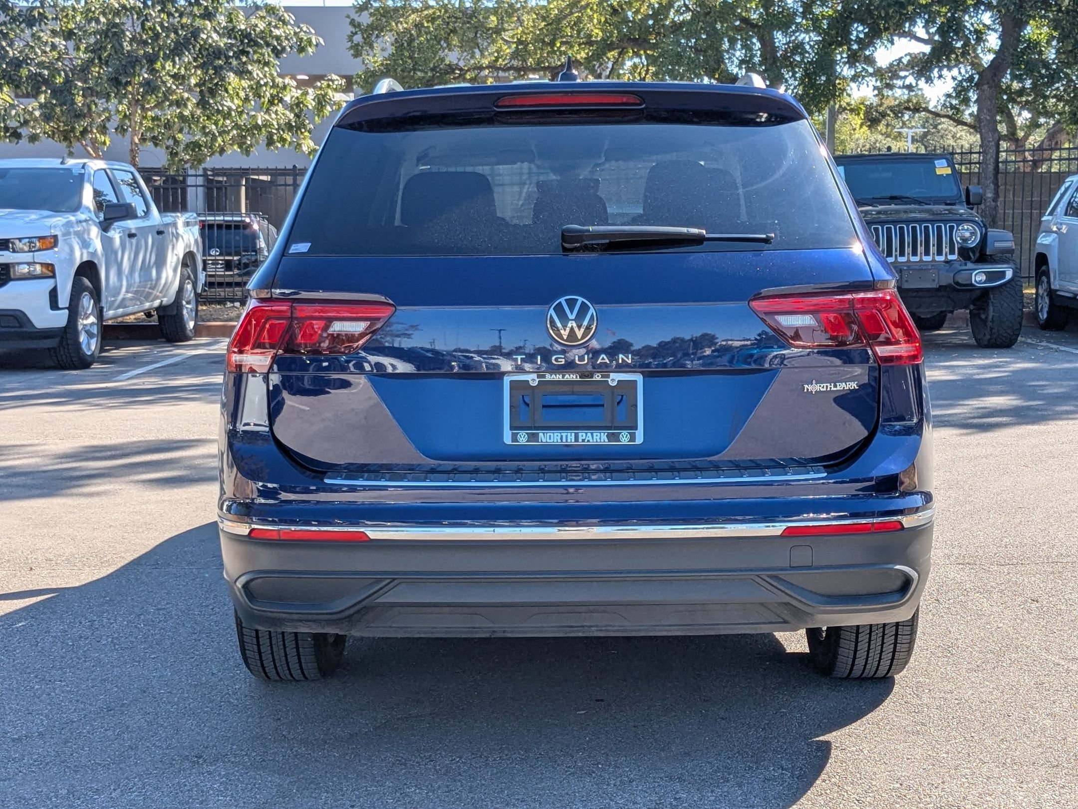 2024 Volkswagen Tiguan Wolfsburg Edition photo 3