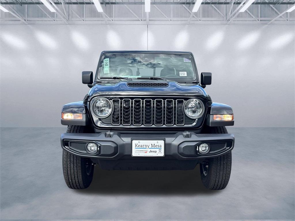 2025 Jeep Gladiator Sport S photo 2