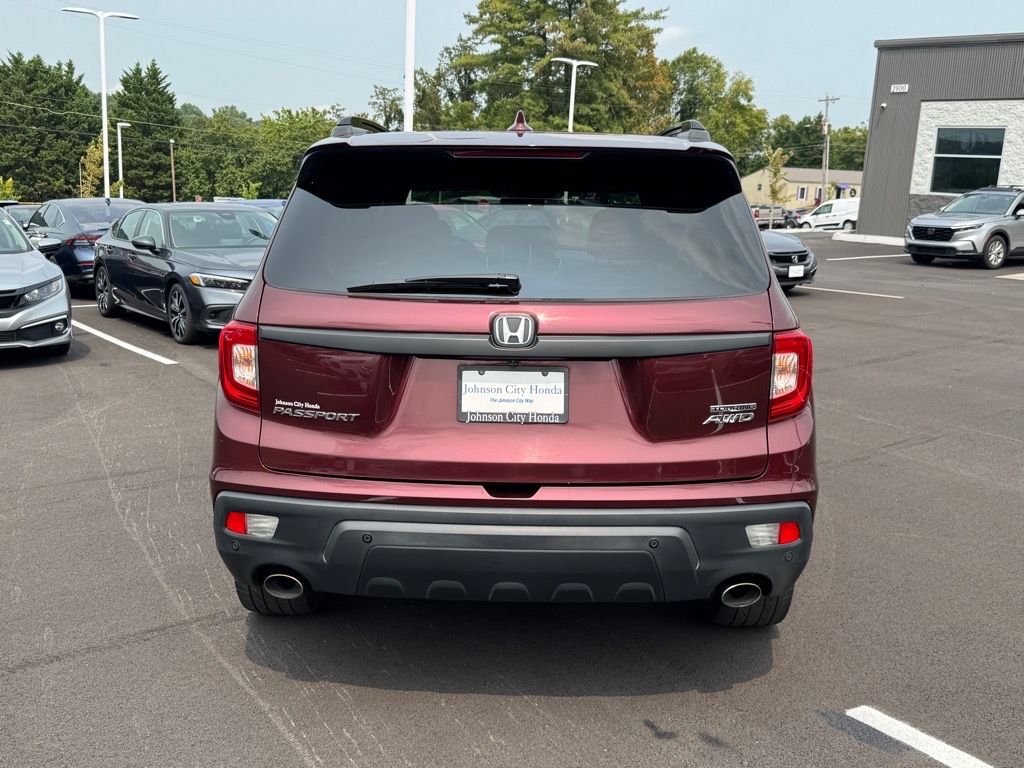 2021 Honda Passport Touring photo 3