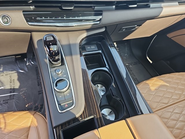 2022 Cadillac Escalade Premium Luxury photo 25
