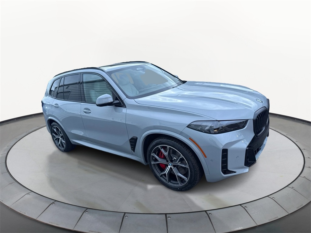 2026 BMW X5 50e's photo
