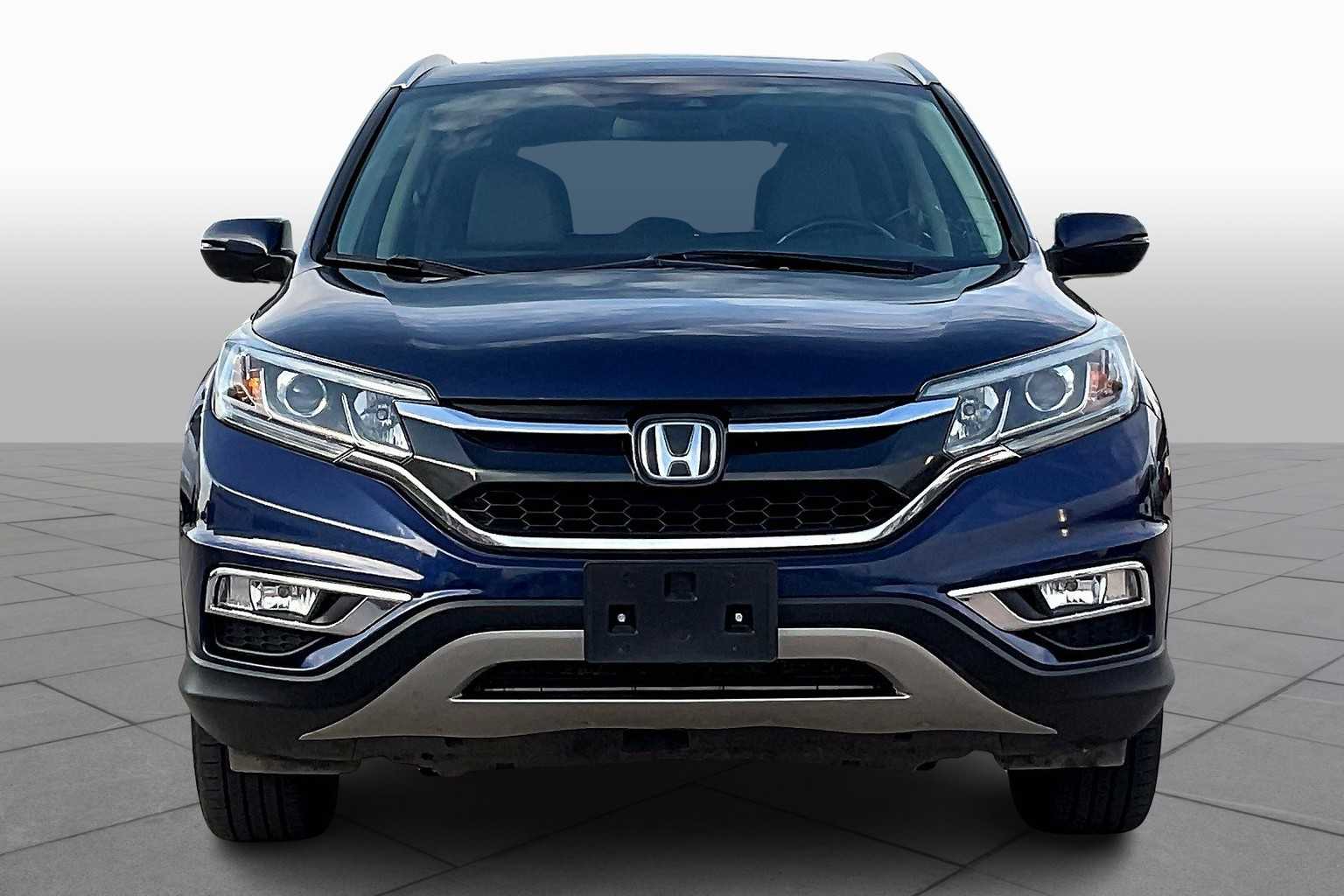 2016 Honda CR-V Touring photo 3