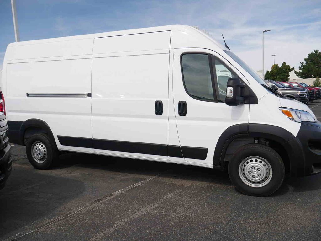 2025 Ram ProMaster 2500 photo 4