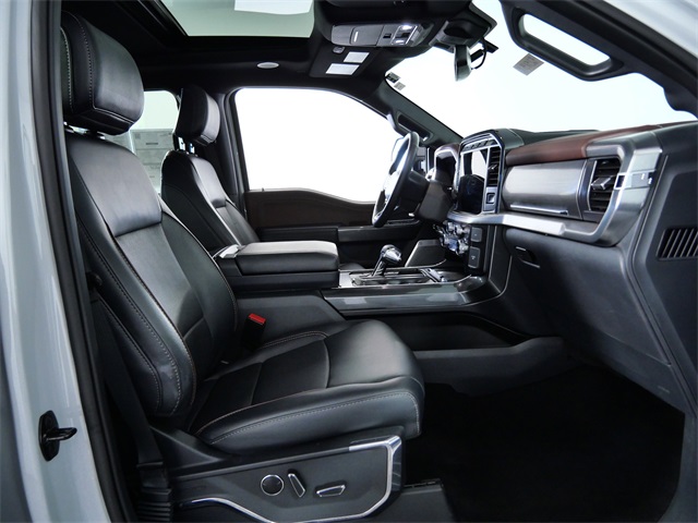 2023 Ford F-150 Lariat photo 11