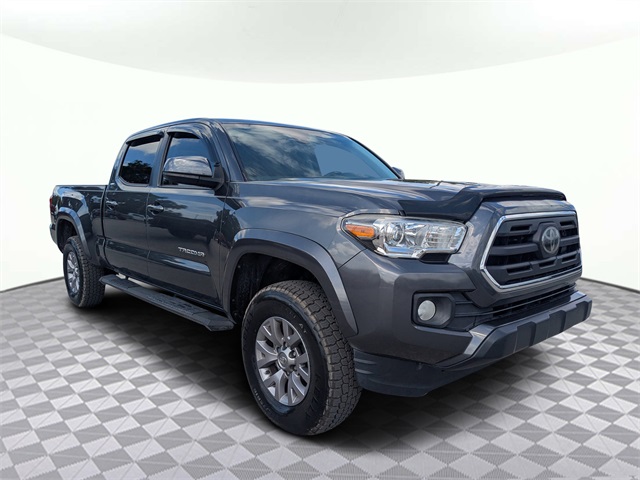 2019 Toyota Tacoma SR5 photo 2