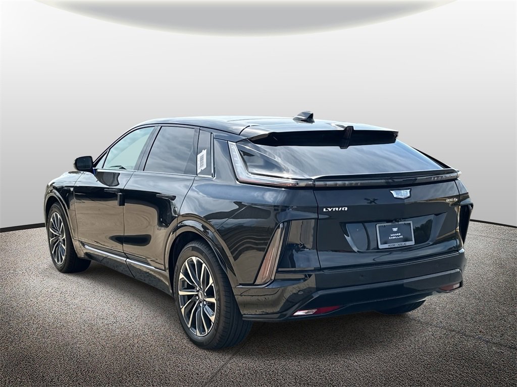 2026 Cadillac Lyriq Sport photo 4