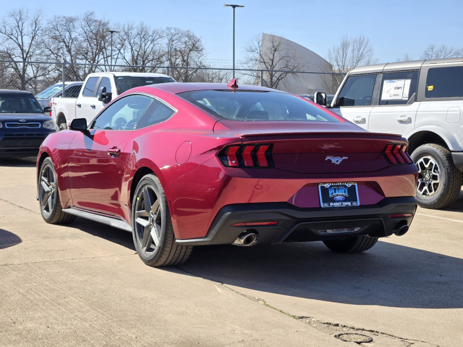 2025 Ford Mustang EcoBoost Premium photo 3