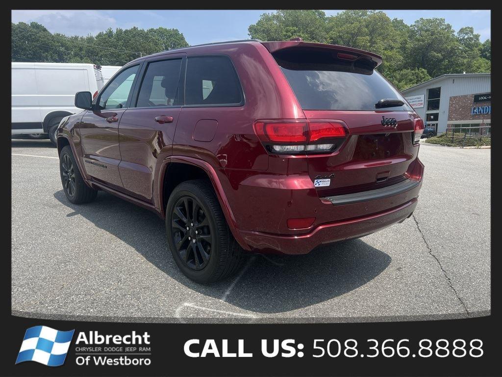 2022 Jeep Cherokee Laredo X photo 2