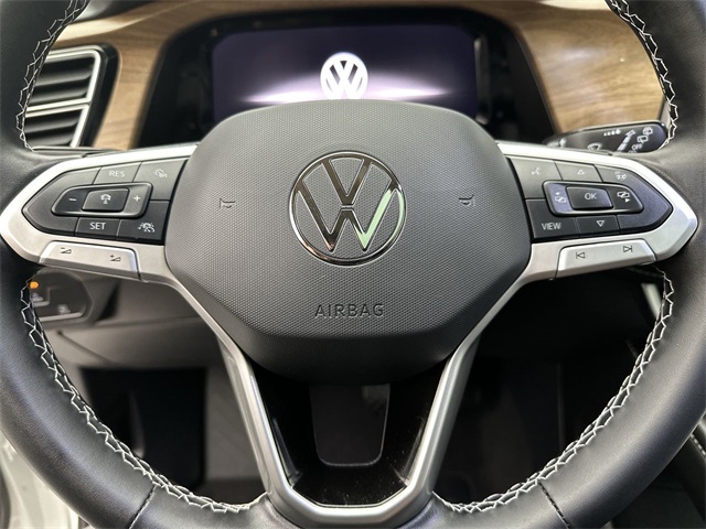 2025 Volkswagen Atlas SE Technology photo 5