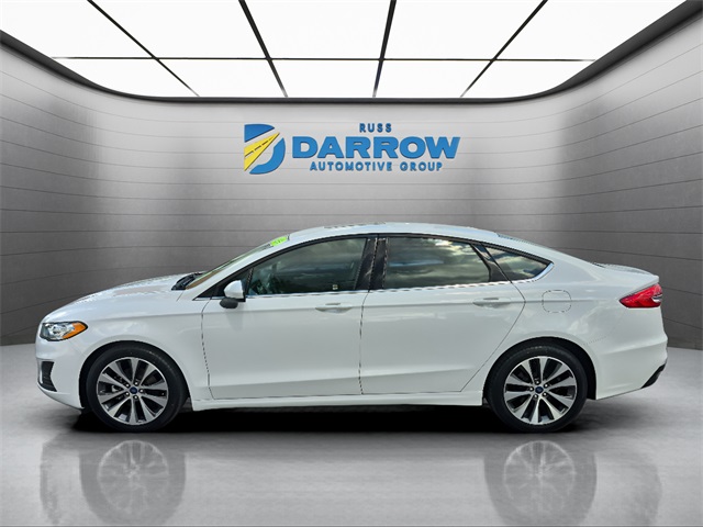 2020 Ford Fusion SE photo 2