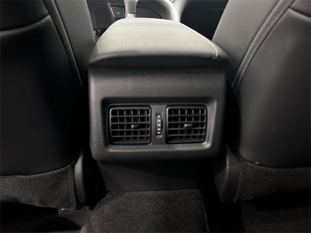 2022 Toyota Camry XSE photo 19