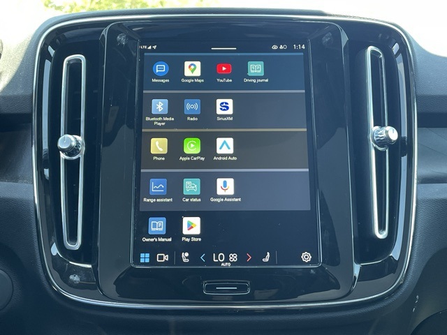 2022 Volvo C40 Recharge photo 15