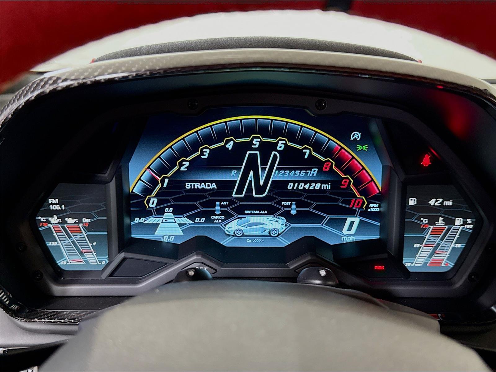 2019 Lamborghini Aventador SVJ photo 14