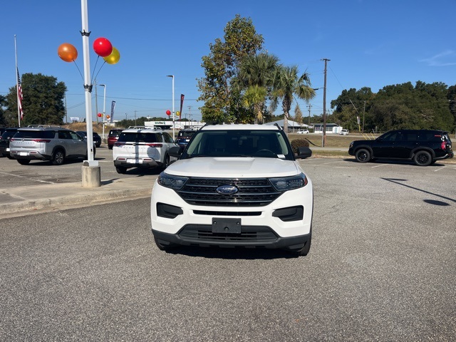 2021 Ford Explorer XLT photo 2