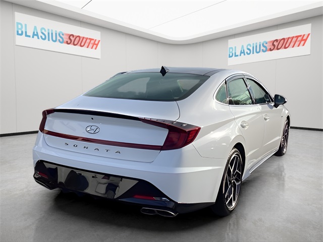 2023 Hyundai Sonata SEL Convenience N Line photo 3