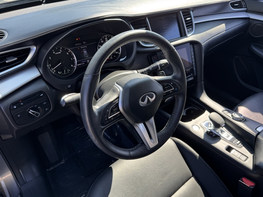 2021 Infiniti QX50 Luxe photo 18