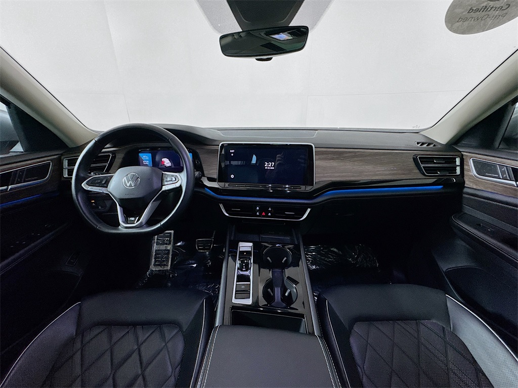 2024 Volkswagen Atlas SEL Premium R-Line photo 7
