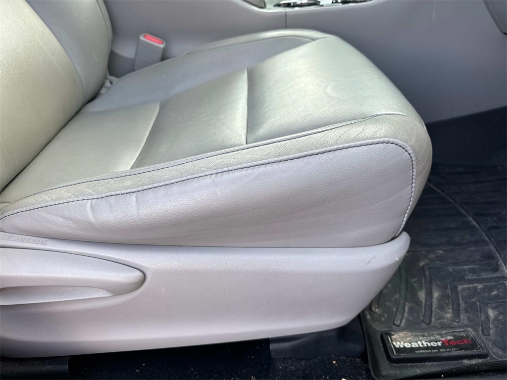 2016 Toyota Highlander XLE photo 8