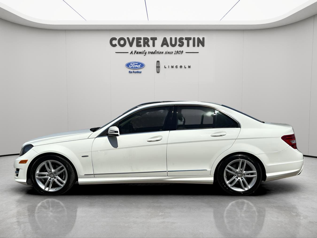 2012 Mercedes Benz C 250 photo 2