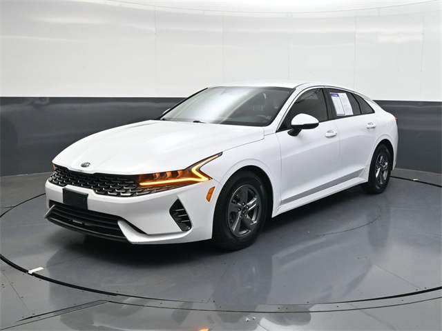 2021 Kia K5 LXS photo 3