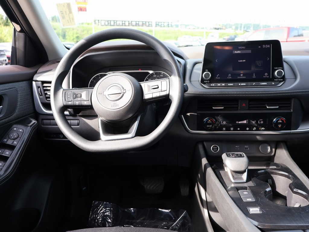 2023 Nissan Rogue SV photo 18