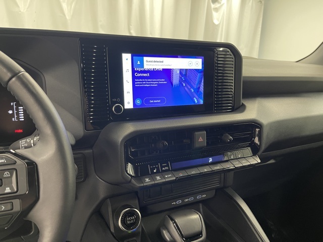 2025 Toyota Land Cruiser photo 13