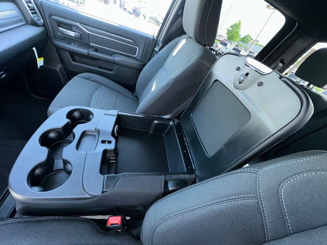 2025 Ram 2500 Big Horn photo 24