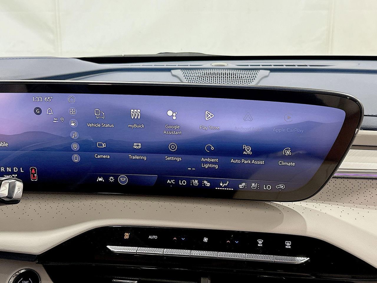 2026 Buick Enclave Avenir photo 12