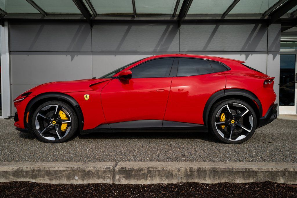 2024 Ferrari Purosangue photo 22