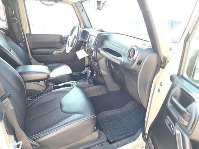2017 Jeep Wrangler Freedom photo 9
