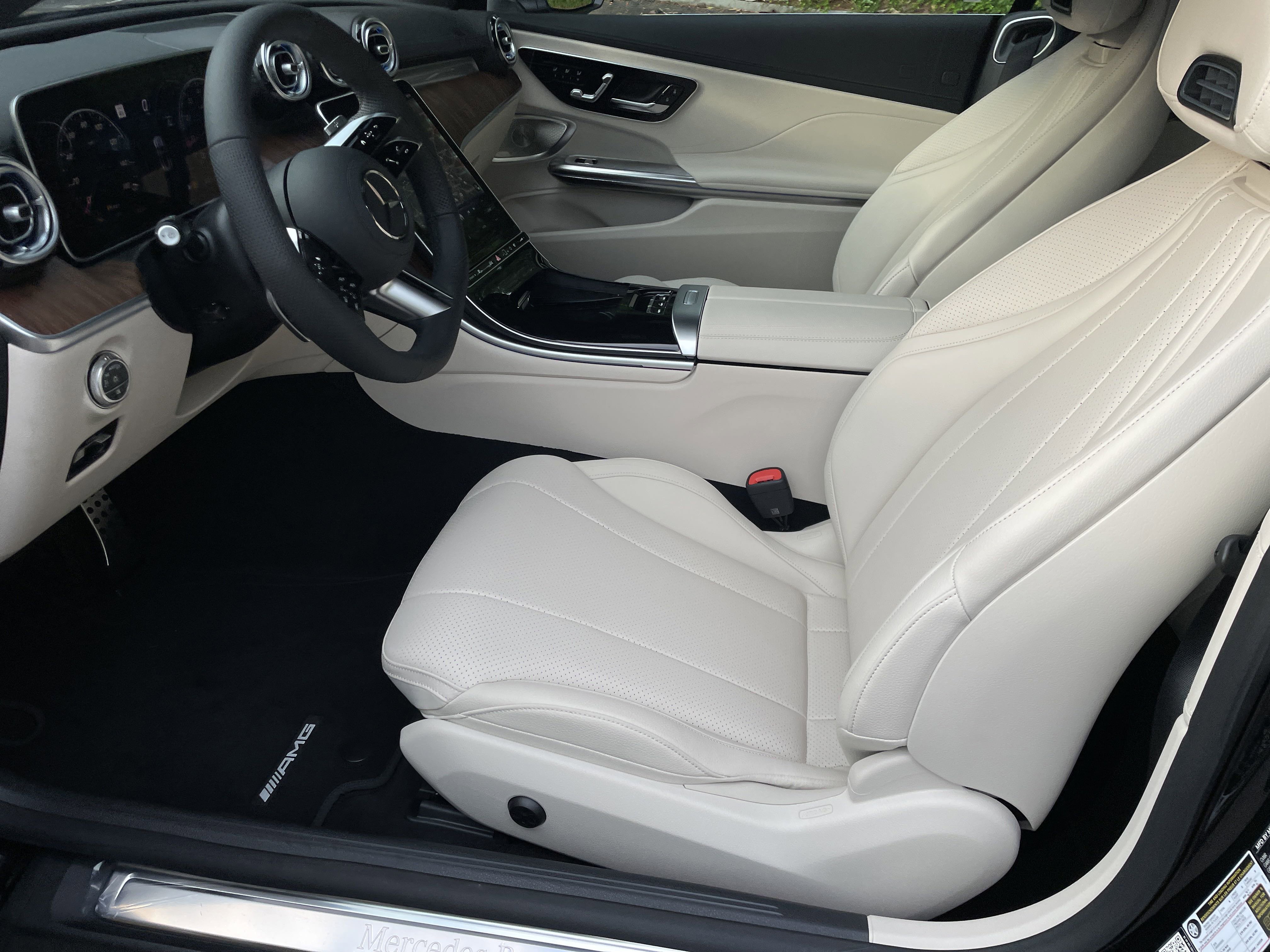 2026 Mercedes Benz CLE Cabriolet 300 4MATIC photo 7