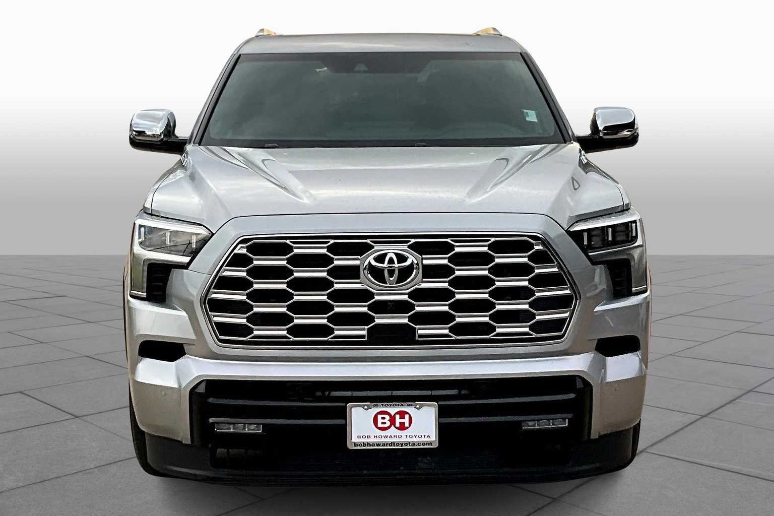 2025 Toyota Sequoia photo 3