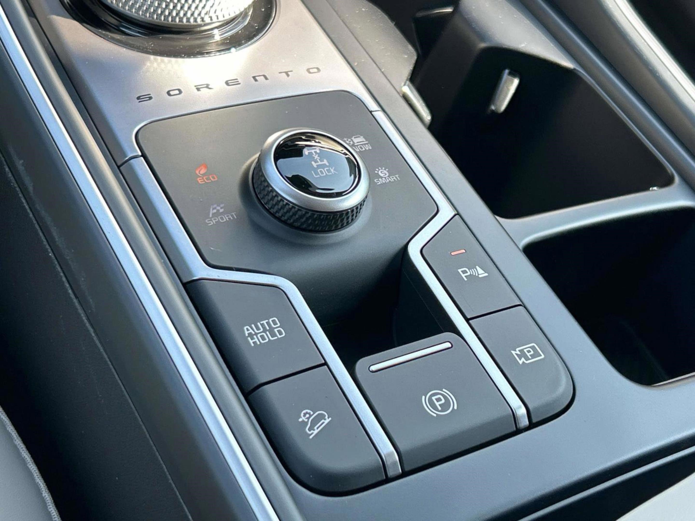 2025 Kia Sorento Hybrid EX photo 29