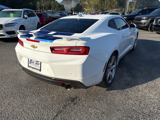 2017 Chevrolet Camaro SS photo 3