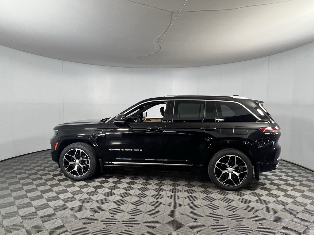2023 Jeep Grand Cherokee Summit Reserve 4xe photo 7