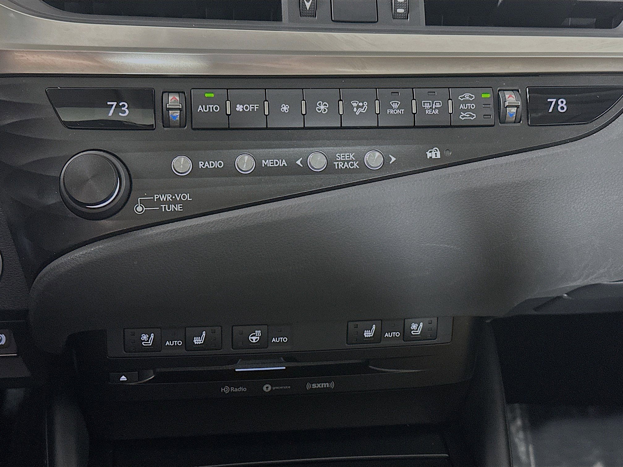 2019 Lexus ES 350 photo 14