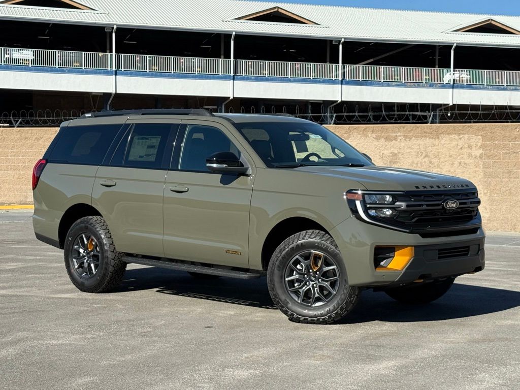 2025 Ford Expedition Tremor's photo